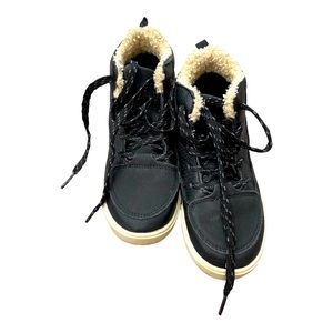 OshKosh B’Gosh Black Boots